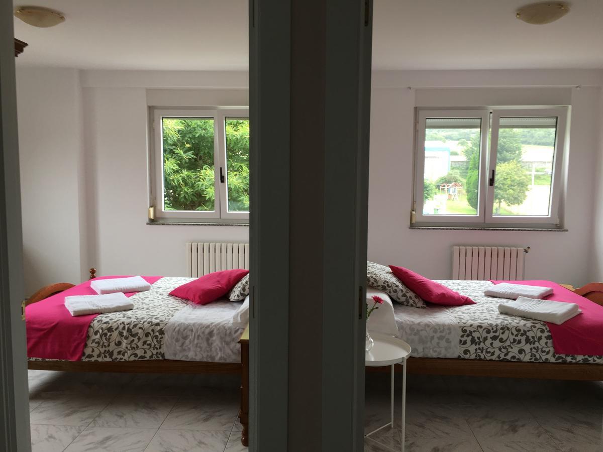 Xabarin Apartment Abadín Zewnętrze zdjęcie